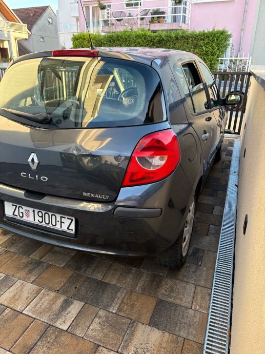 Renault Clio 1,5 dCi, fotografija 9