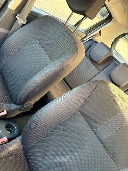 Renault Clio 1,5 dCi, fotografija 7