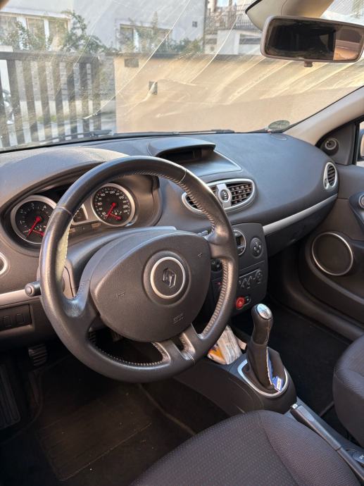 Renault Clio 1,5 dCi, fotografija 5