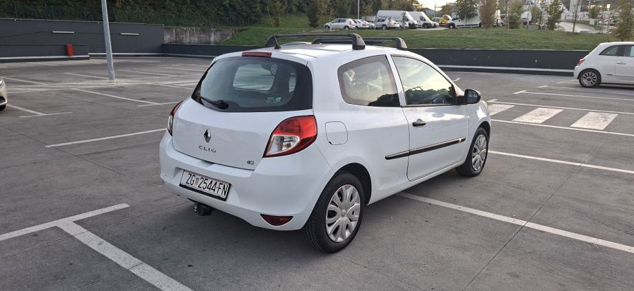 Renault Clio 1,5 dCi, fotografija 3