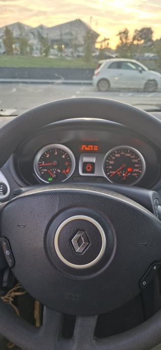 Renault Clio 1,5 dCi, fotografija 11