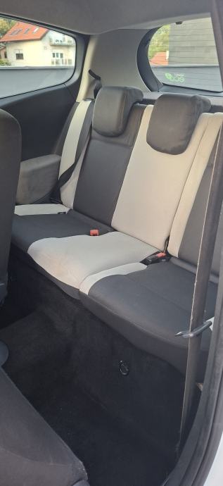Renault Clio 1,5 dCi, fotografija 15