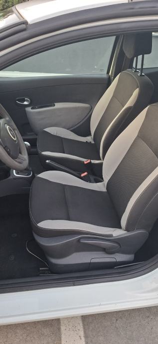 Renault Clio 1,5 dCi, fotografija 14