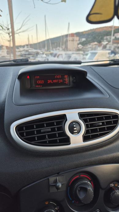 Renault Clio 1,5 dCi, fotografija 9
