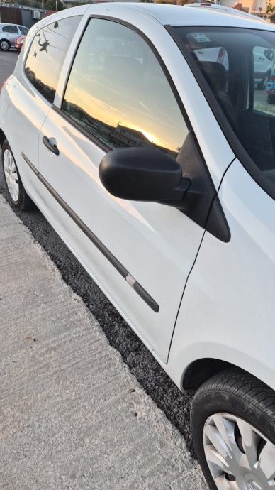 Renault Clio 1,5 dCi, fotografija 5