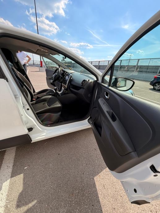 Renault Clio 1.5DCI, fotografija 8