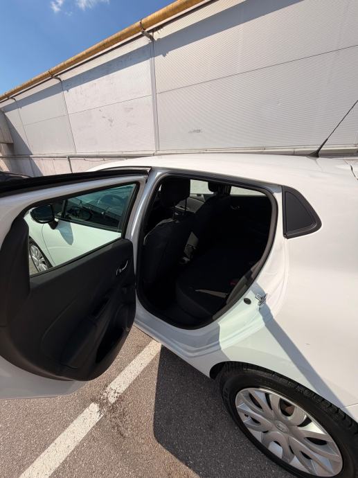 Renault Clio 1.5DCI, fotografija 10