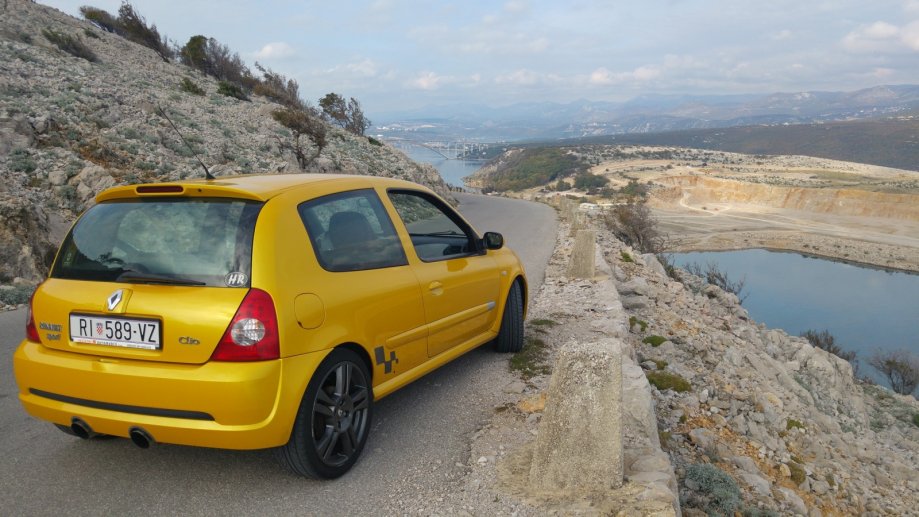 Renault Clio 182 Sport 2,0 16V Cup