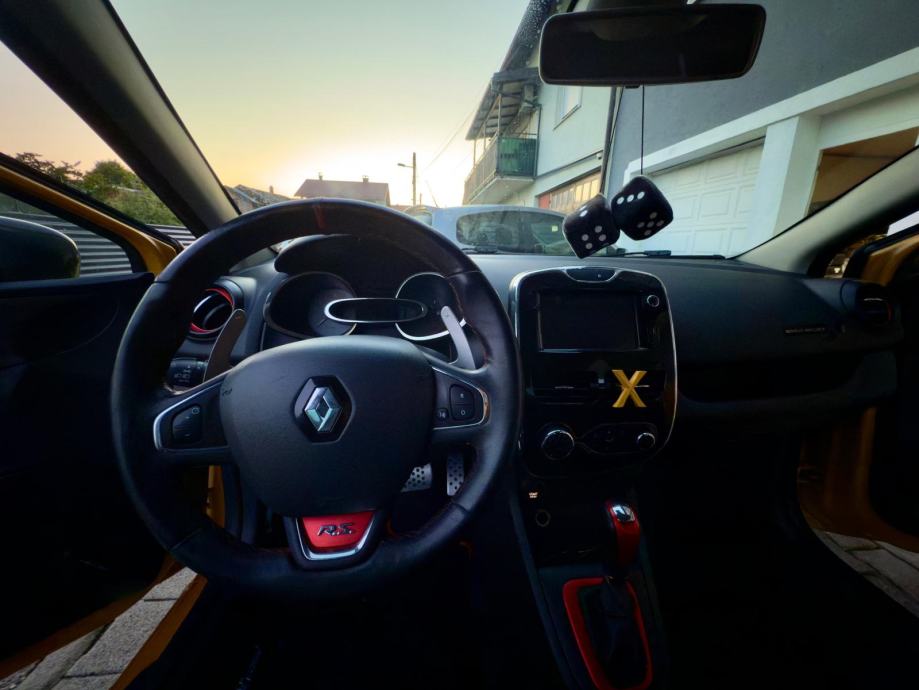 Renault Clio 4 RS 200 EDC 2013 GOD 147 KW HR VOZILO, fotografija 13