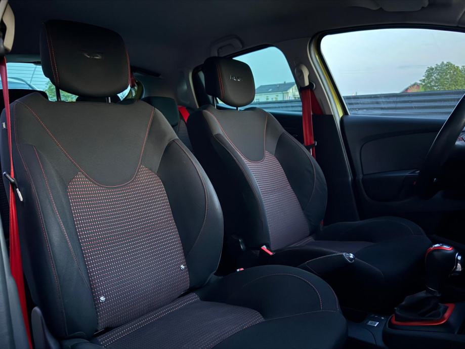 Renault Clio 4 RS 200 EDC 2013 GOD 147 KW HR VOZILO, fotografija 17