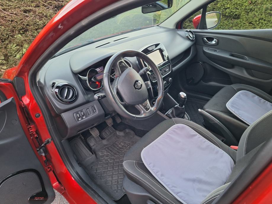 RENAULT CLIO 15 DCI GRANDTOUR 10mj. 2016, fotografija 6