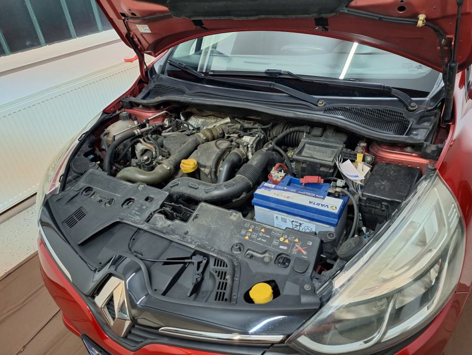 RENAULT CLIO 15 DCI GRANDTOUR 10mj. 2016, fotografija 16