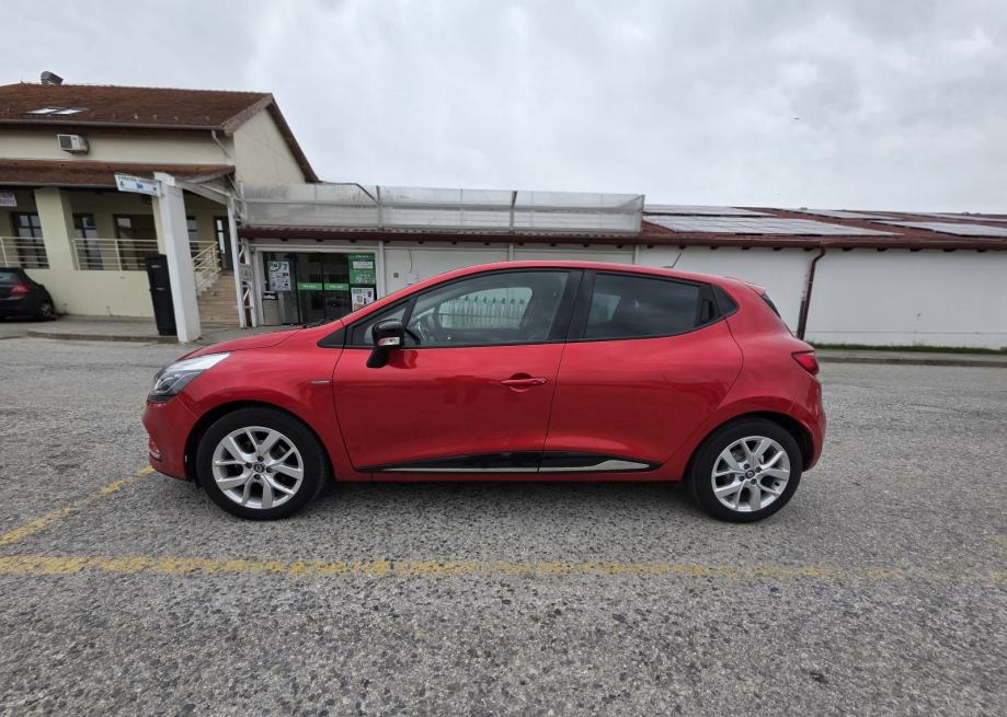 Renault Clio 1.5 dCi Limited 112.000 km 2019 od 1 vl.9450€ *SNIŽENO*, fotografija 3