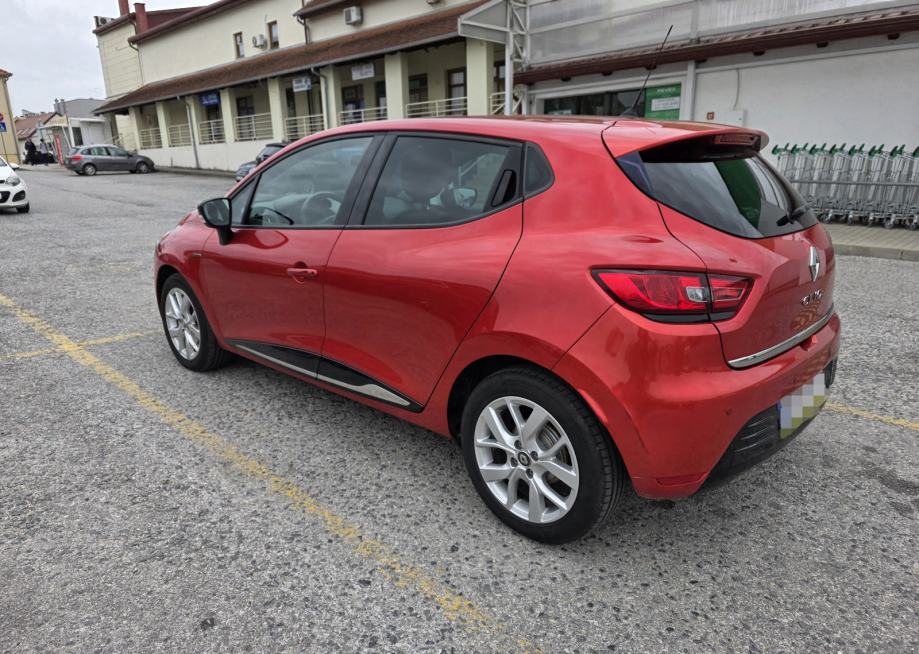 Renault Clio 1.5 dCi Limited 112.000 km 2019 od 1 vl.9450€ *SNIŽENO*, fotografija 8