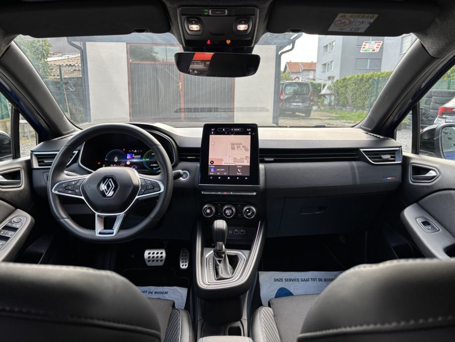 RENAULT CLIO E-TECH AUTOMATIK 2023 GOD 46,000KM ESPRIT ALPINE 16,900€, fotografija 11