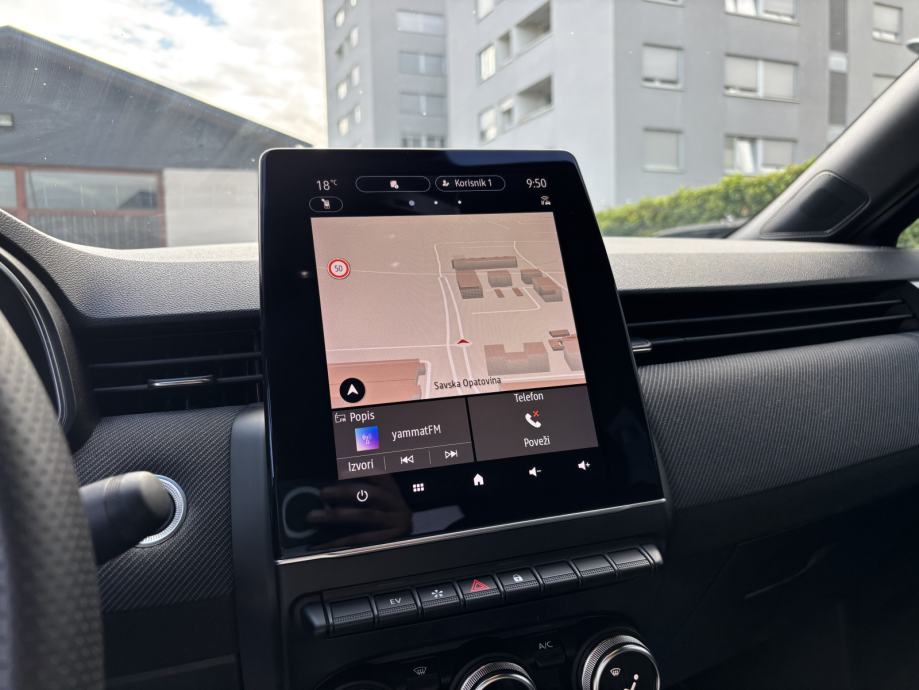 RENAULT CLIO E-TECH AUTOMATIK 2023 GOD 46,000KM ESPRIT ALPINE 16,900€, fotografija 17