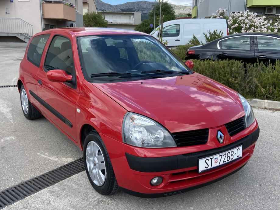 Renault Clio II 1,2 8v !!!!! 64 000 km !!!!!, 2005 god.
