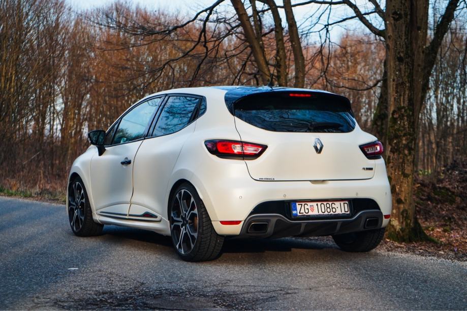 Renault Clio RS Trophy 220, fotografija 3