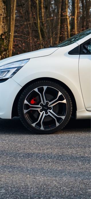 Renault Clio RS Trophy 220, fotografija 4