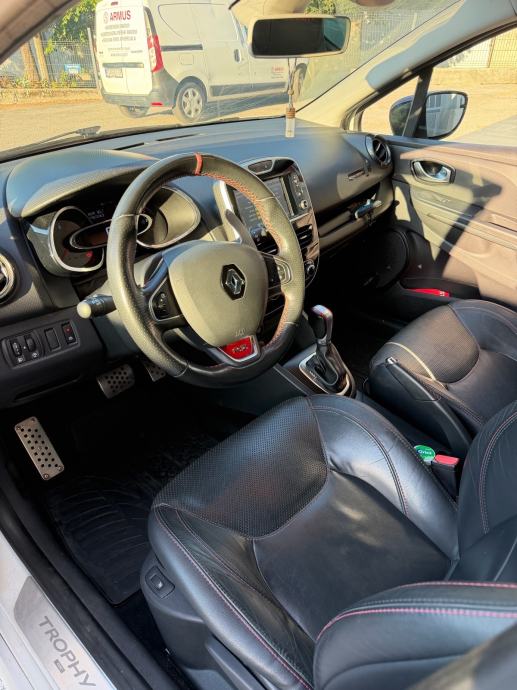 Renault Clio RS Trophy 220, fotografija 10