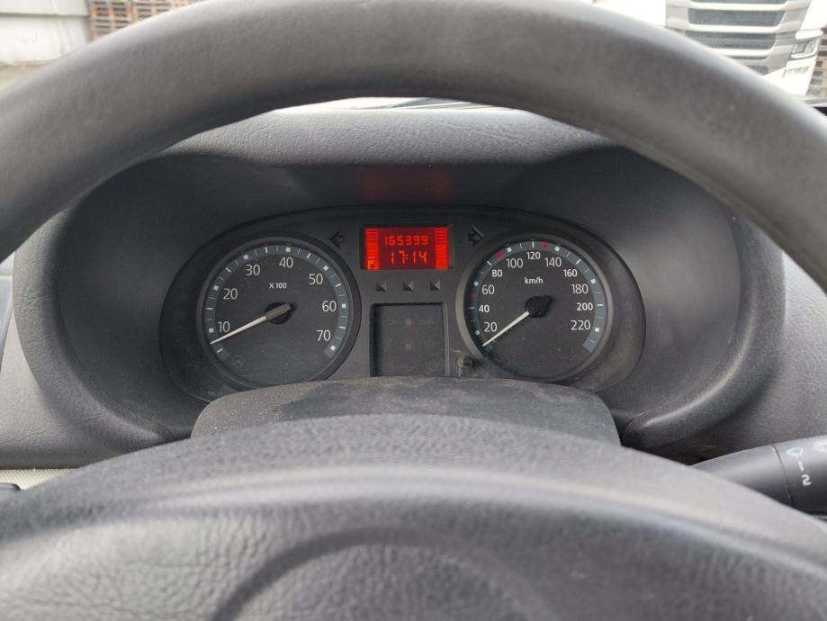 Renault Clio Storia 1,2 8v 43 kw, 2006.g., 165000 km, fotografija 14