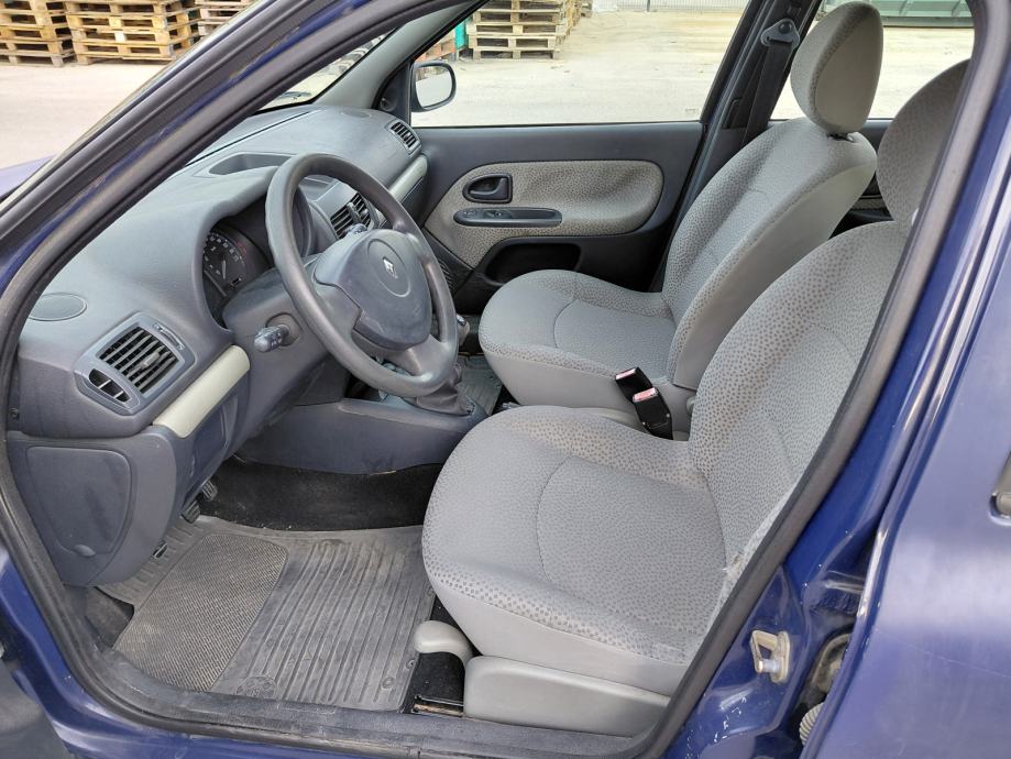 Renault Clio Storia 1,2 8v 43 kw, 2006.g., 165000 km, fotografija 13