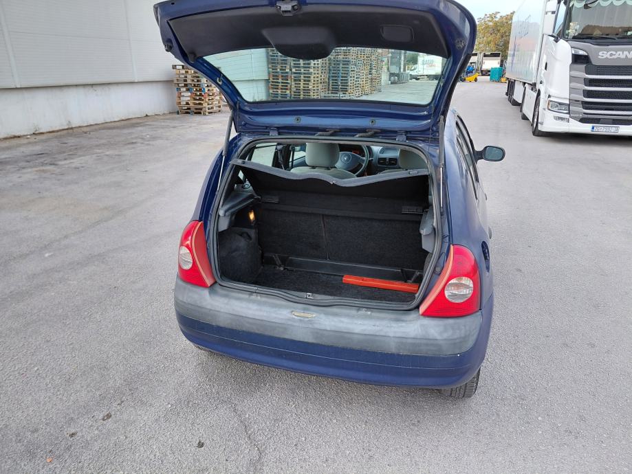 Renault Clio Storia 1,2 8v 43 kw, 2006.g., 165000 km, fotografija 9