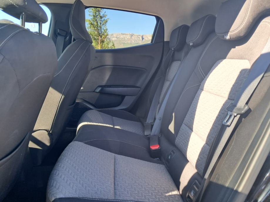 Renault Clio TCe 2023. reg. 02/2027, fotografija 9