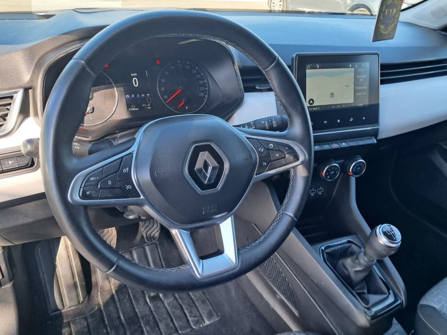 Renault Clio TCe 2023. reg. 02/2027, fotografija 15