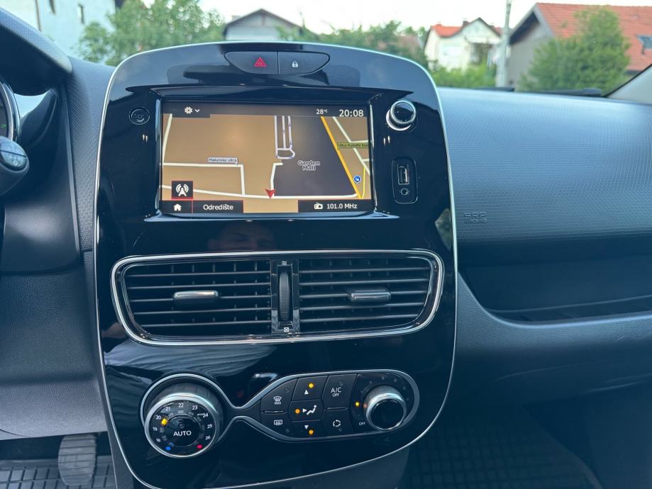 Renault Clio TCe 90 *GT-line* *LED*, fotografija 17
