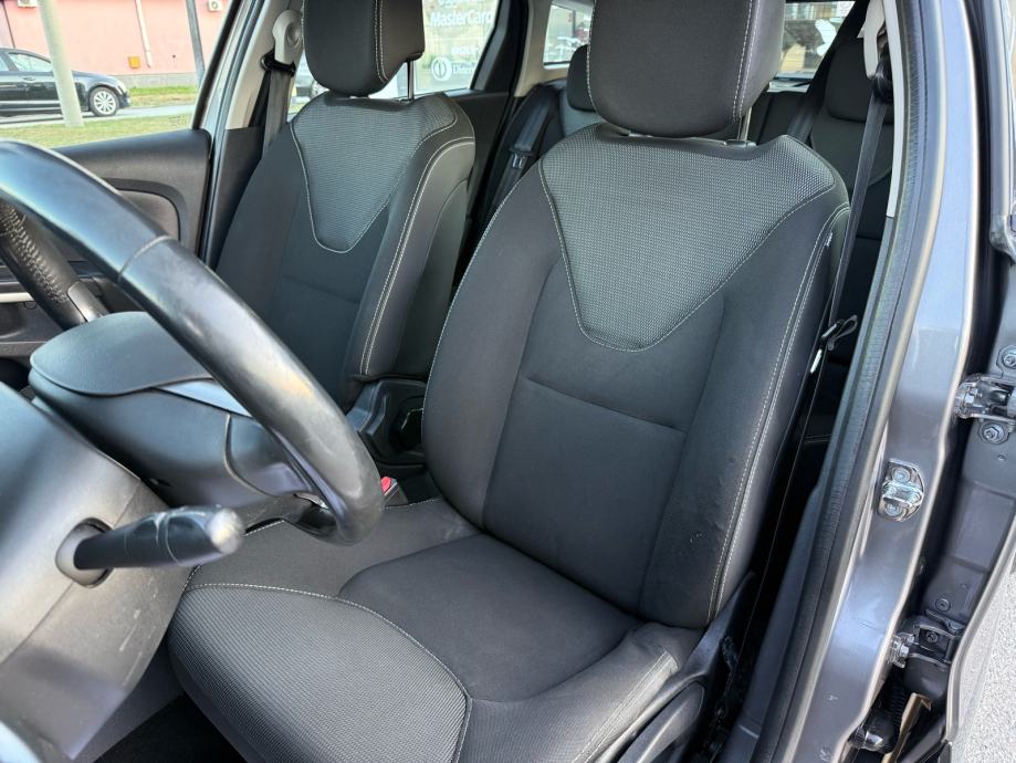 Renault Clio Grandtour 0.9 TCe, 66kw, SAMO 90.000km, MOGUČNOST KREDITA, fotografija 11