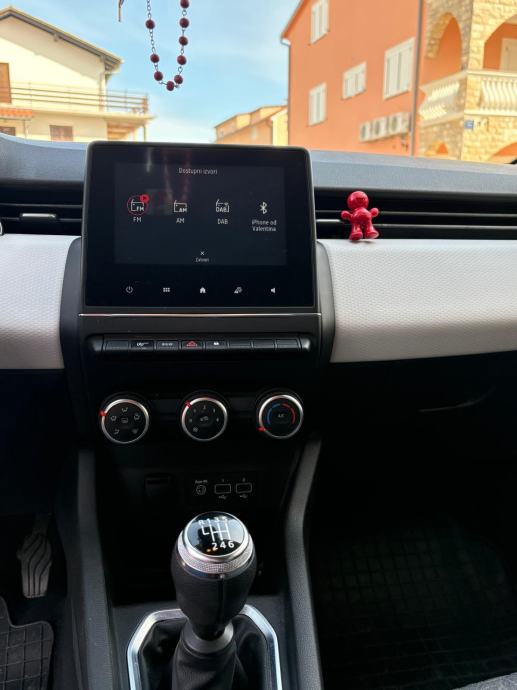 Renault Clio TCe, fotografija 9