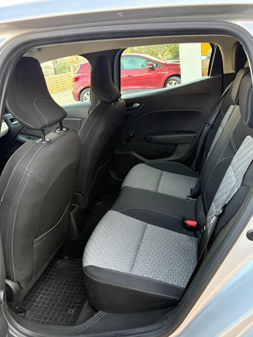 Renault Clio TCe, fotografija 11