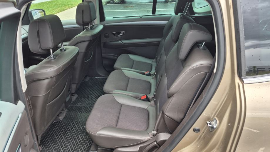 Renault Espace V 1.6 dCi EDC • HR auto • 7 sjedala • 4Control, fotografija 15