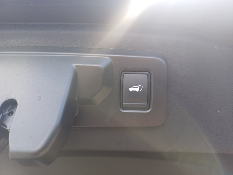 Renault Espace E-Tech 200 Full hybrid Iconic Aut./ 1VL., fotografija 19