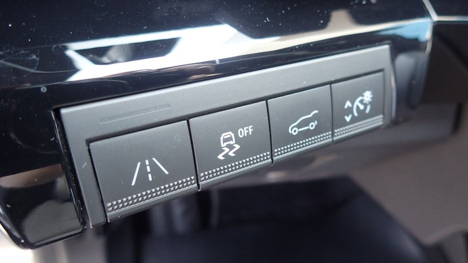 Renault Espace E-Tech full hybrid 200 Automatic (7 sjedala), fotografija 14
