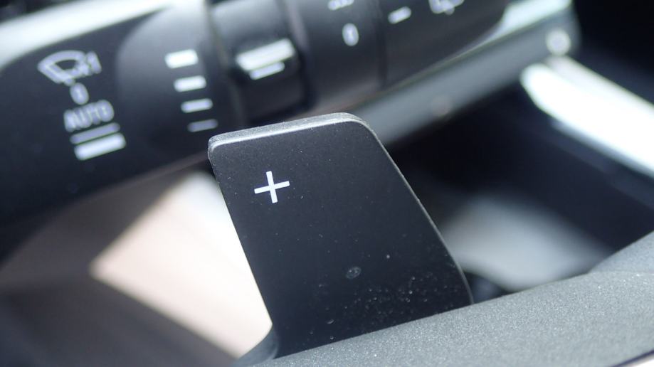 Renault Espace E-Tech full hybrid 200 Automatic (7 sjedala), fotografija 17