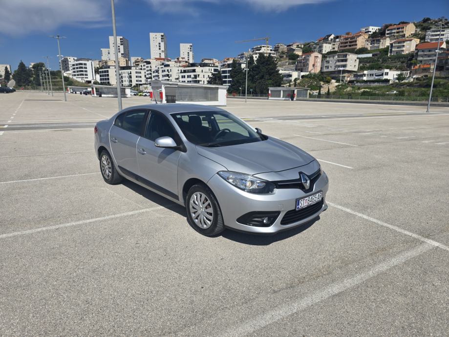 Renault Fluence 1,5 dCi Euro6 kupljen 2016 u salonu u RH,reg do 4/2027, fotografija 2