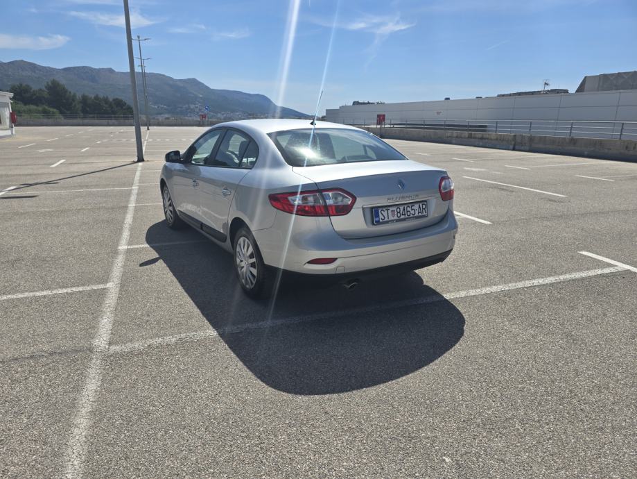 Renault Fluence 1,5 dCi Euro6 kupljen 2016 u salonu u RH,reg do 4/2027, fotografija 12