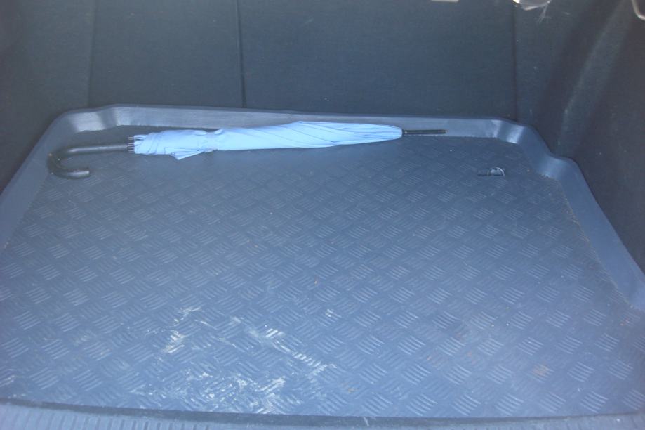 RENAULT FLUENCE 1,5 dCi***REGISTRIRAN 1.GOD****FULL OPREMA**PRILIKA***, fotografija 16