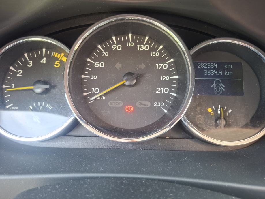 Renault Fluence 1,5 dCi, fotografija 7