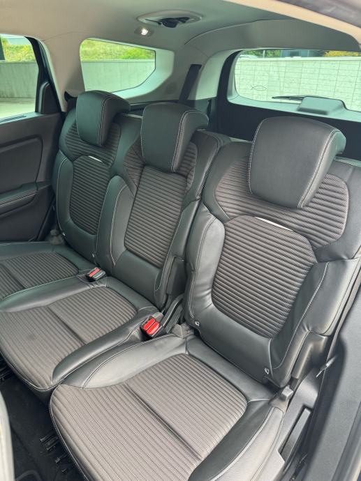 Renault Grand Scenic 1,3 TCe 140 7 sjedala, fotografija 14