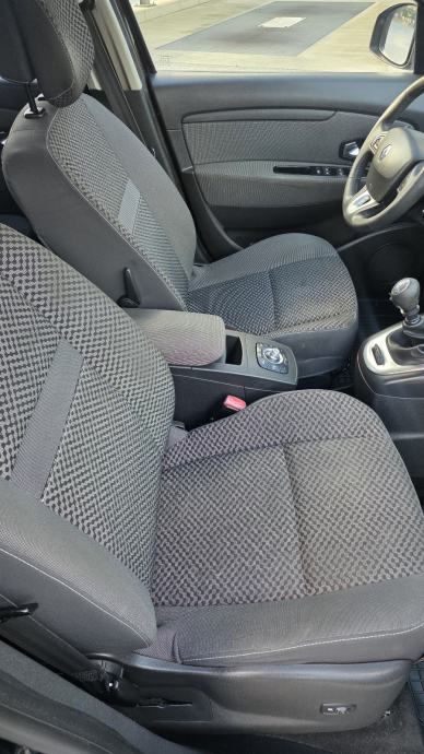 Renault Grand Scenic 1,9 dCi, fotografija 9