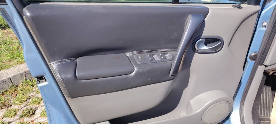 Renault Grand Scenic 1,9 dCi, fotografija 8