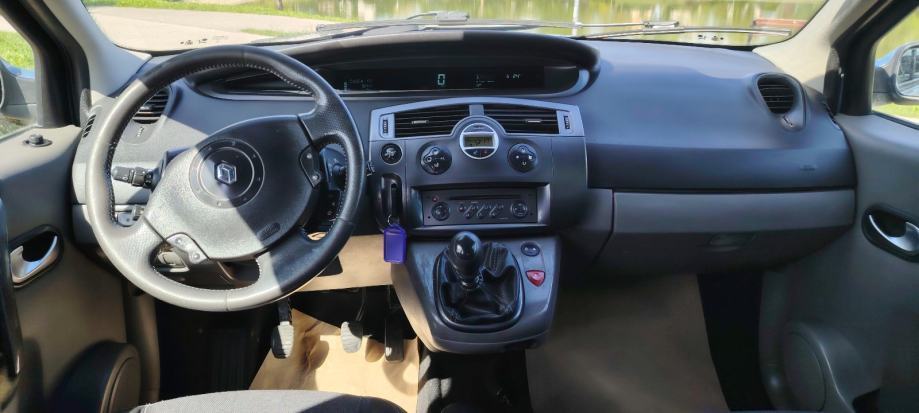 Renault Grand Scenic 1,9 dCi, fotografija 4