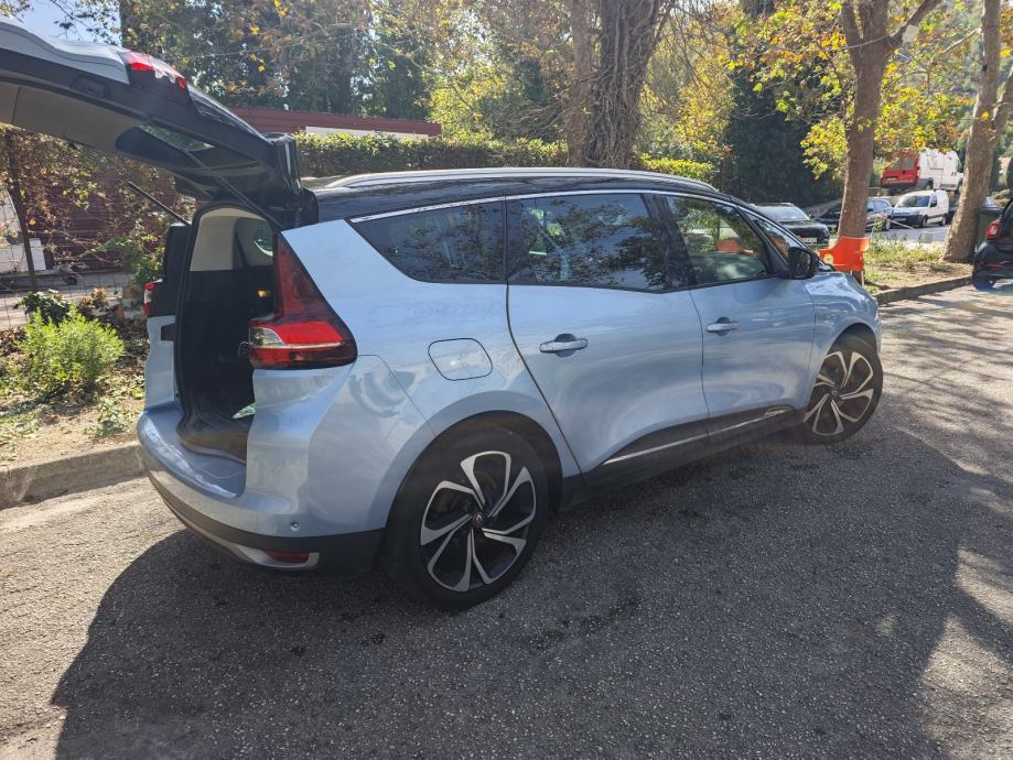 Renault Grand Scenic dCi 110 automatik, fotografija 10