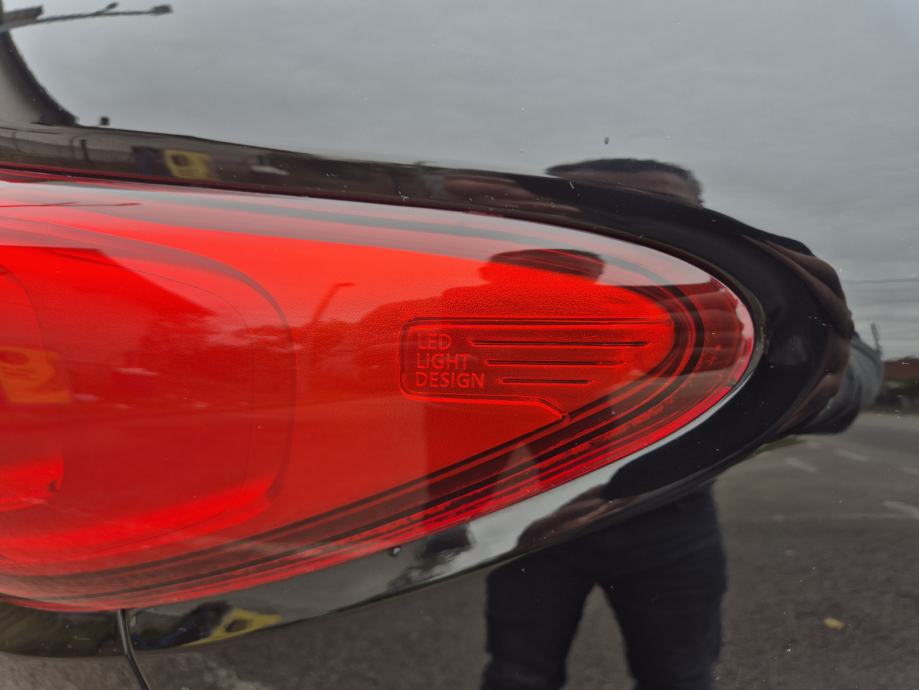 RENAULT KADJAR 1.5 dCi 85 kW ***AUTOMATIK*** – 2022. – SAMO 46.000 KM, fotografija 9