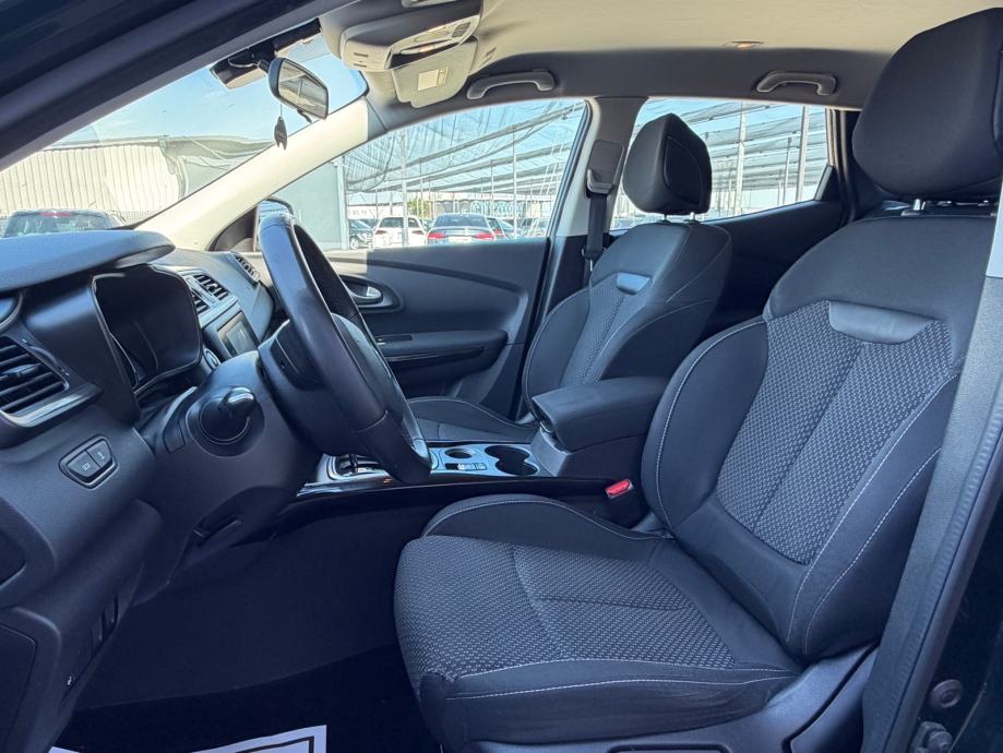 Renault Kadjar 1.5dCi AUTOMAT,VELIKI SERVIS,KAMERA,SERVISNA,JAMSTVO, fotografija 11