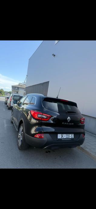 "DOSTAVA" TOP STANJE! Renault Kadjar 1.5 dCi Automatik BOSE EDITION!, fotografija 6
