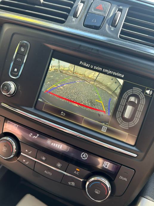 "DOSTAVA" TOP STANJE! Renault Kadjar 1.5 dCi Automatik BOSE EDITION!, fotografija 17